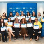 170 MUJERES CAMARONERAS SE GRADÚAN Y FORTALECEN LA COMPETITIVIDAD Y SOSTENIBILIDAD DEL SECTOR ACUÍCOLA ECUATORIANO