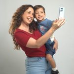 Claro celebra a mamá con beneficios que conectan, entretienen y premian